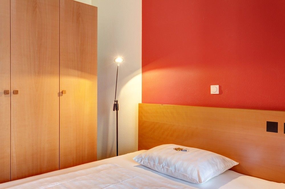 Plaza Suites רוסלסהיים מראה חיצוני תמונה