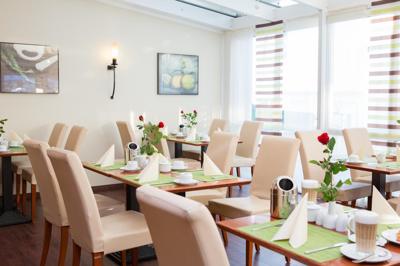 Plaza Suites רוסלסהיים מראה חיצוני תמונה