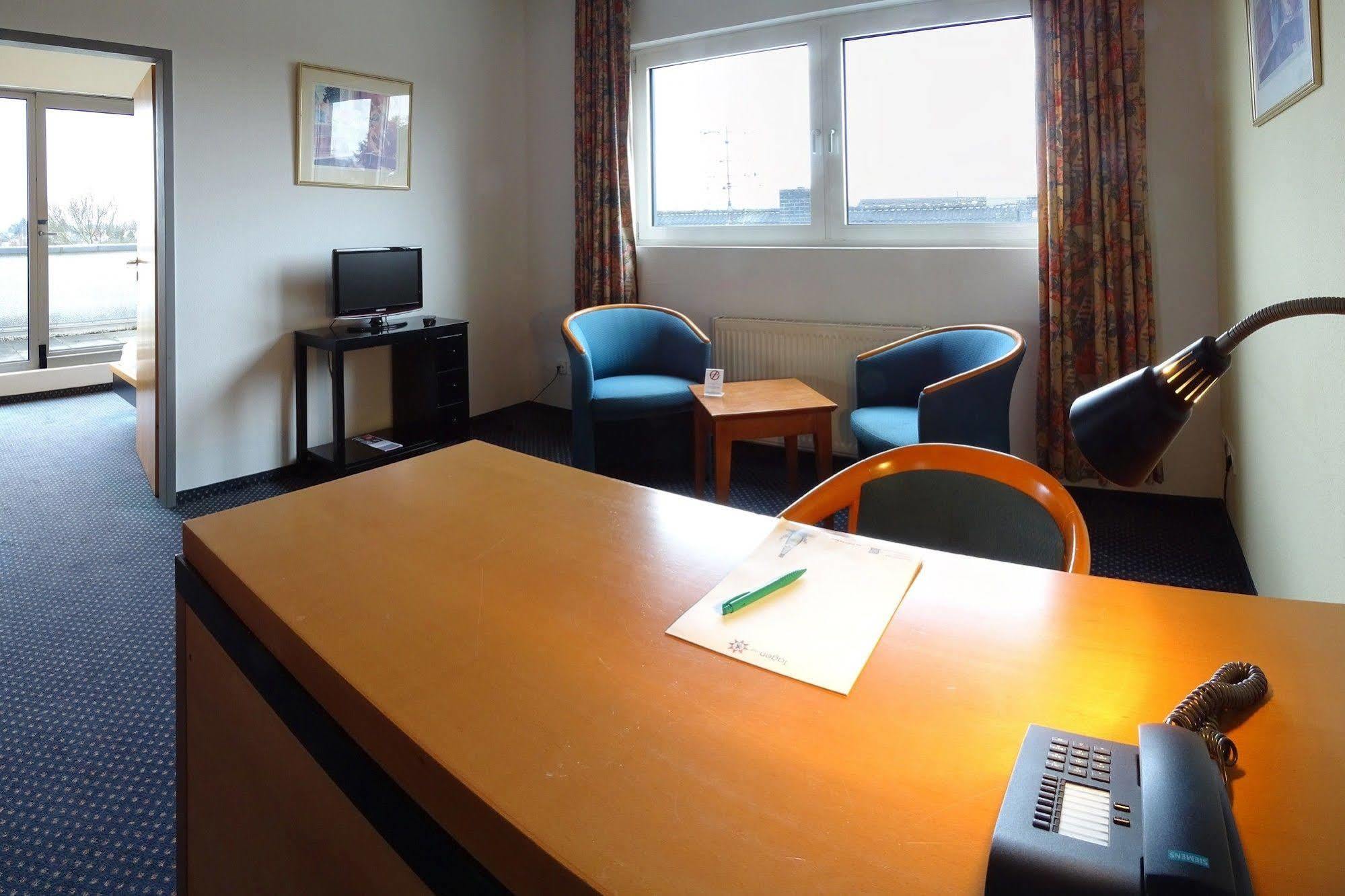 Plaza Suites רוסלסהיים מראה חיצוני תמונה