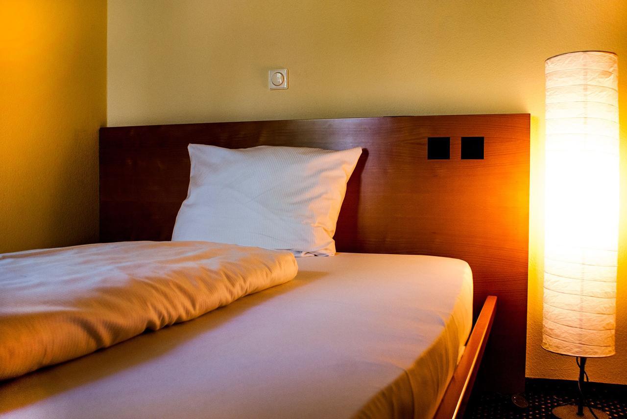 Plaza Suites רוסלסהיים מראה חיצוני תמונה